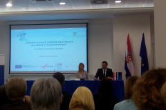 Svečano potpisivanje i uručivanje ugovora